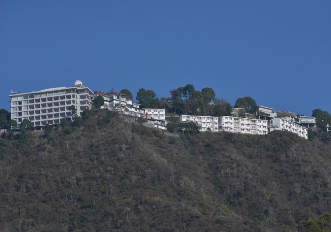 Timber Trail Heights & Terraces-Cable Car Escape Hotell Parwanoo Exteriör bild